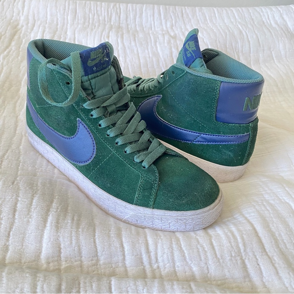 Nike Blazer Mid sneakers Noble Green Blue colorway Suede High top Sz Big Kids 7Y